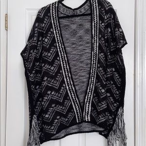 Knit Poncho, Black & White Chevron Print